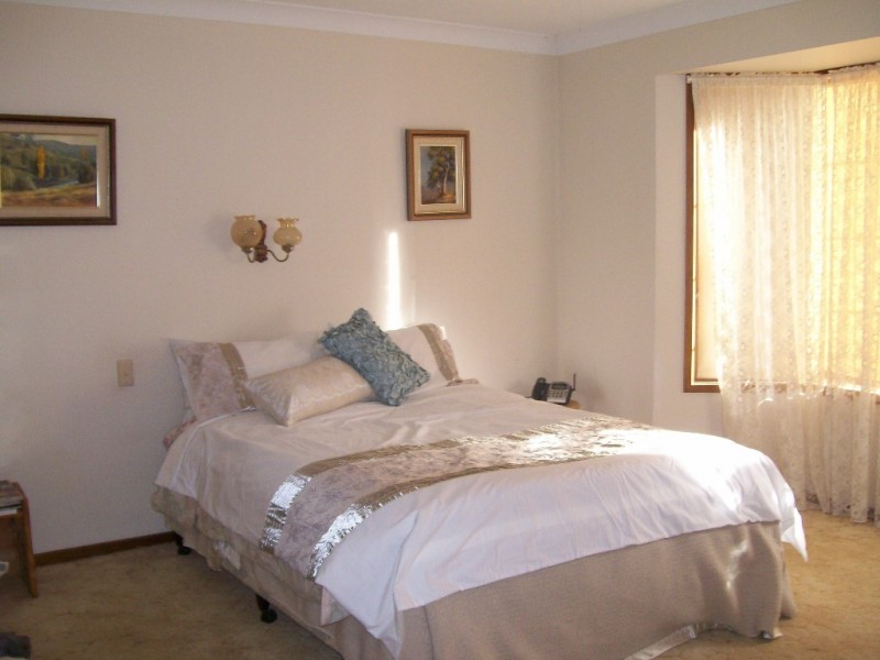 795 Barry Road, Hanging Rock NSW 2340