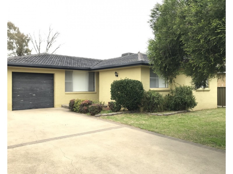 3 Electra Street, Tamworth NSW 2340
