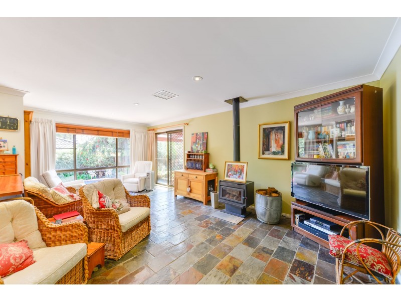 36 Valley Drive, Tamworth NSW 2340