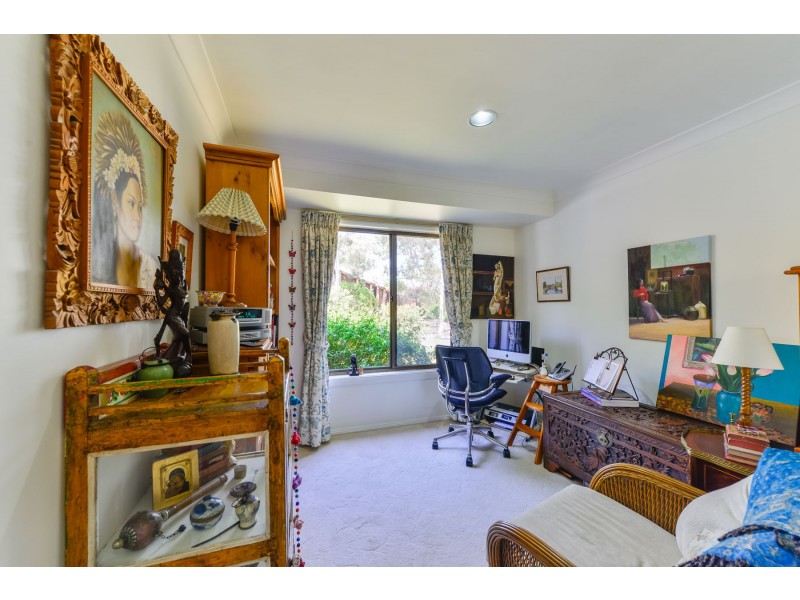 36 Valley Drive, Tamworth NSW 2340