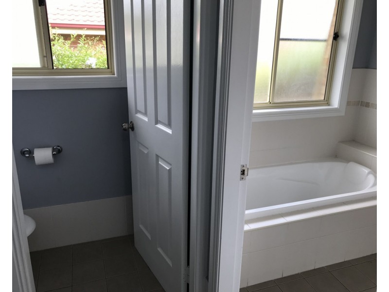 27 Fishermans Place, Tamworth NSW 2340