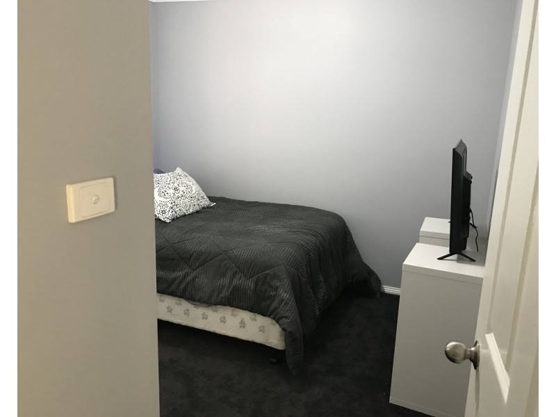 27 Fishermans Place, Tamworth NSW 2340