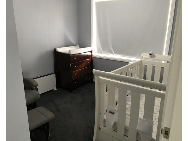 27 Fishermans Place, Tamworth NSW 2340