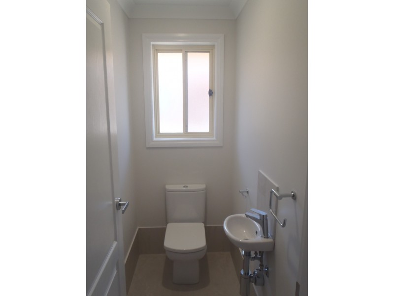 37a Crown Street, Tamworth NSW 2340