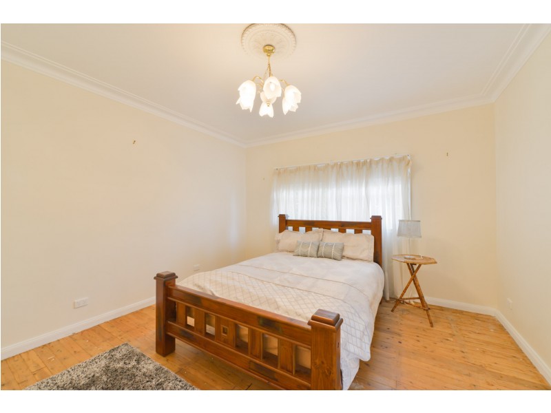 15 Willis Street, Tamworth NSW 2340