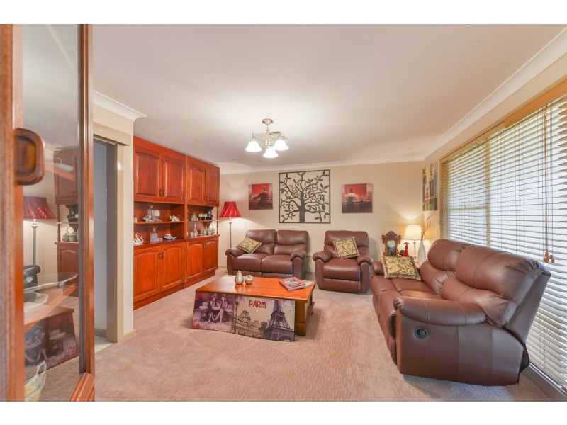 15 Somerset Place, Tamworth NSW 2340