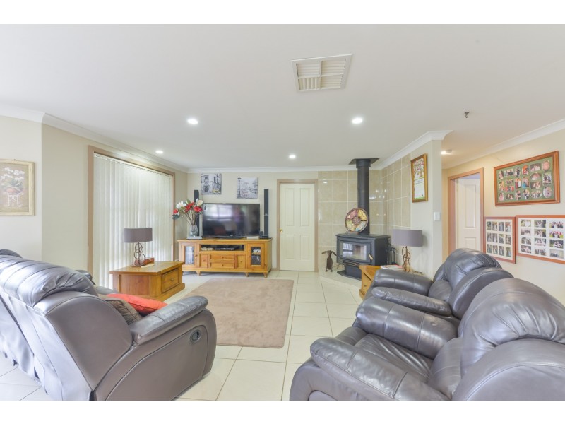 15 Somerset Place, Tamworth NSW 2340