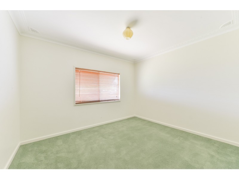 40 Oak Street, Tamworth NSW 2340