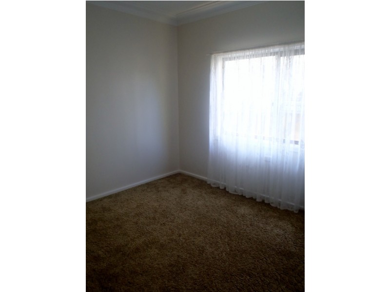 4 Croydon Avenue, Tamworth NSW 2340