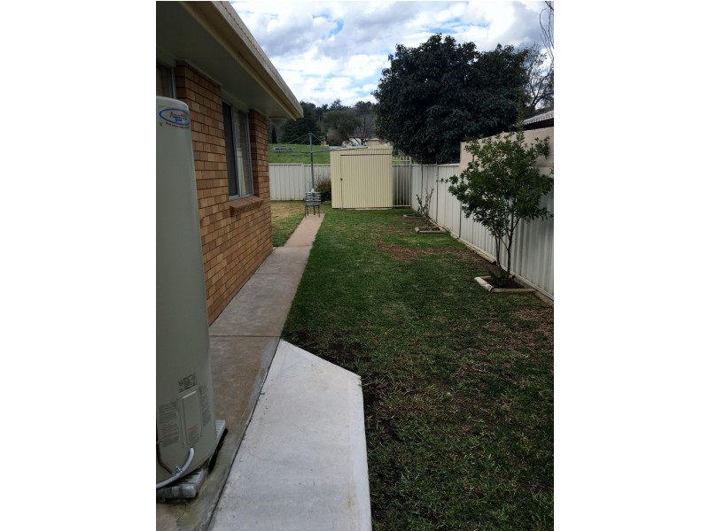 1/20 Manilla Road, Tamworth NSW 2340