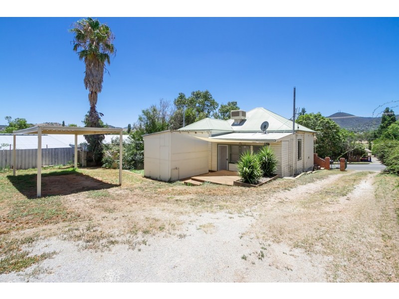 3 Denne Street, Tamworth NSW 2340