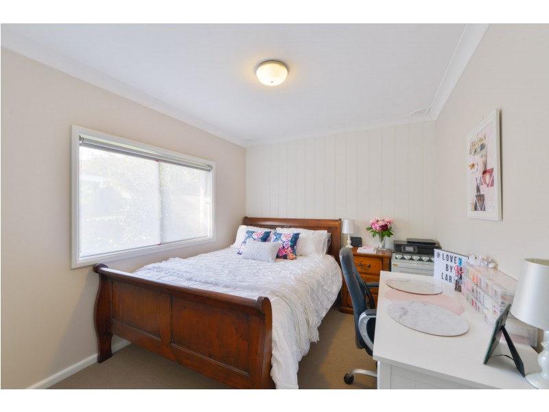 15 Chelmsford Street, Tamworth NSW 2340