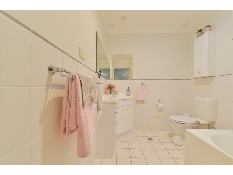 15 Chelmsford Street, Tamworth NSW 2340