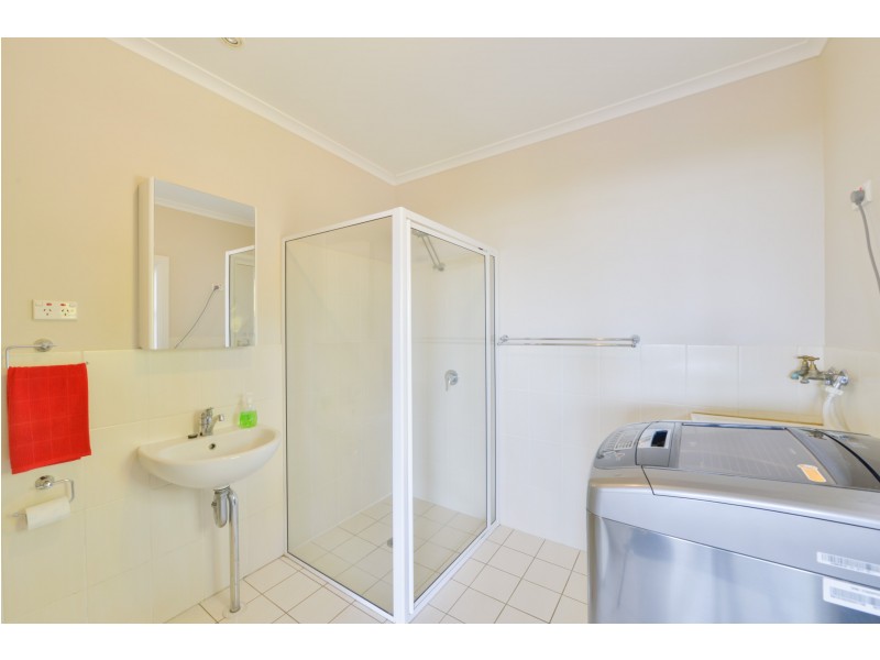 15 Chelmsford Street, Tamworth NSW 2340
