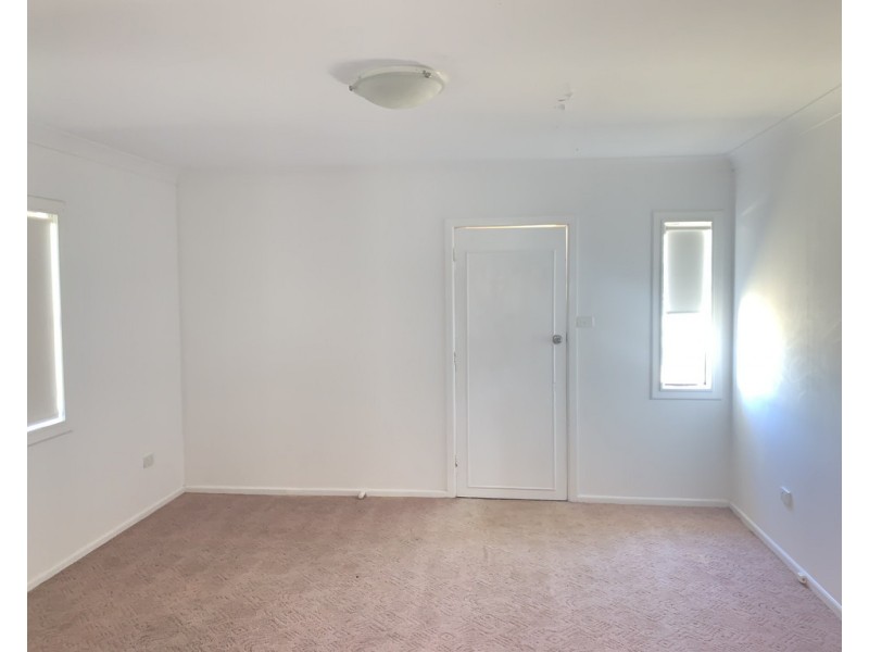 9 Edith Street, Tamworth NSW 2340