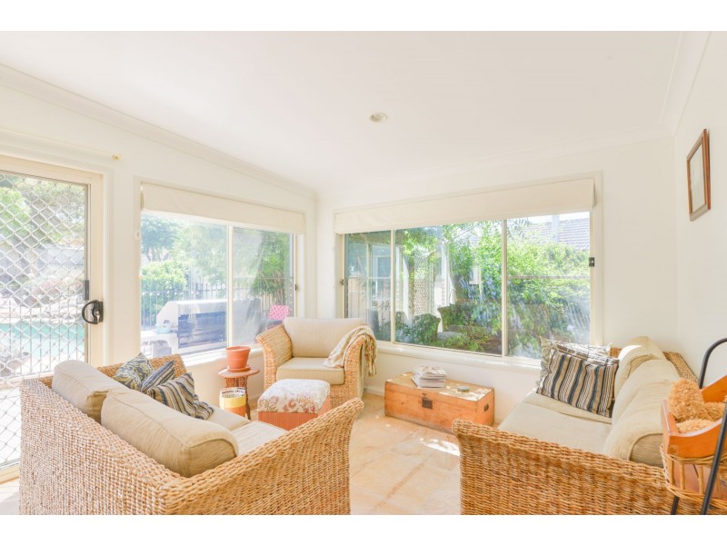 16 Overlanders Way, Tamworth NSW 2340