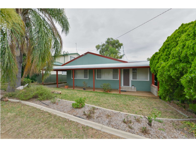 94 Wilburtree Street, Tamworth NSW 2340