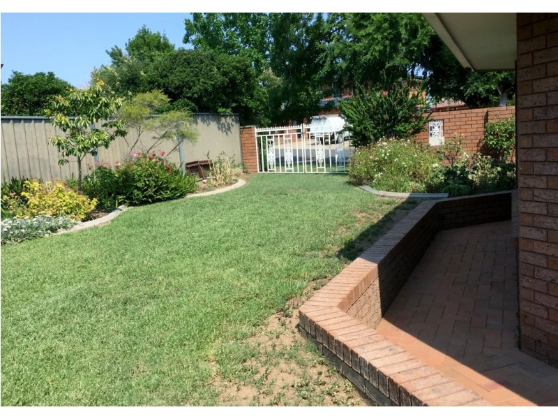 35 Camira Crescent, Tamworth NSW 2340