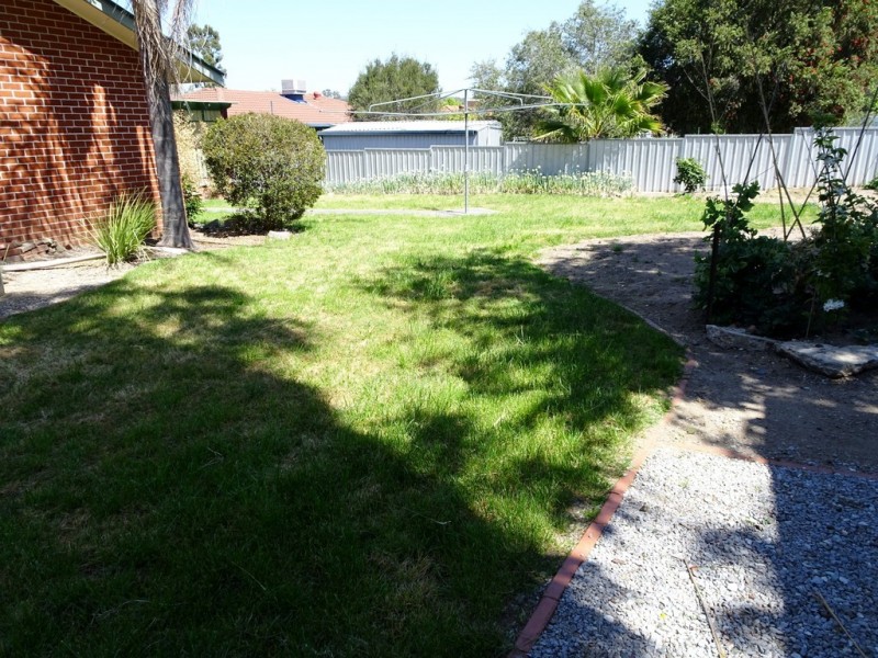 13 Willow Park Avenue, Kootingal NSW 2352