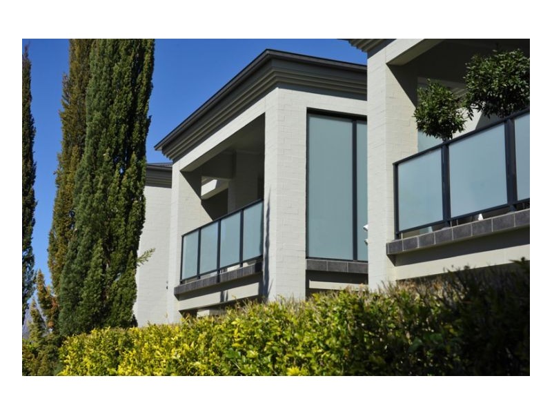 2/3 MacArthur Place, Tamworth NSW 2340