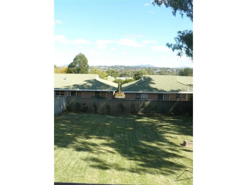 159 Carthage Street, Tamworth NSW 2340