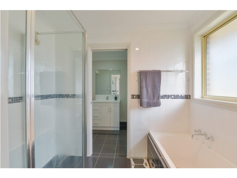 38 Marathon Street, Tamworth NSW 2340