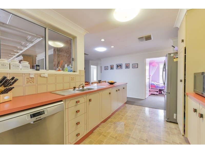 36 Dibar Drive, Tamworth NSW 2340