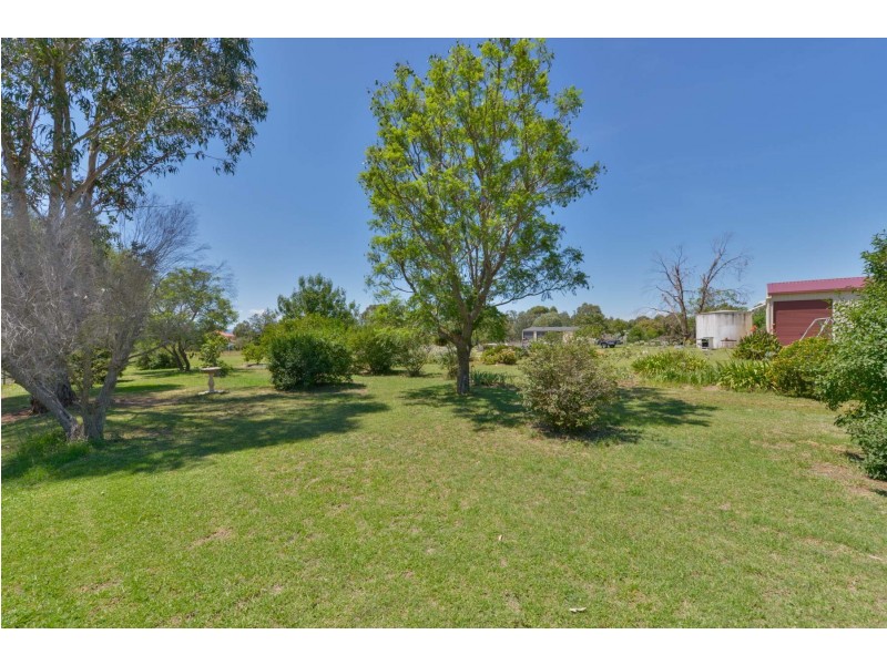 15 Hartmann Drive, Tamworth NSW 2340