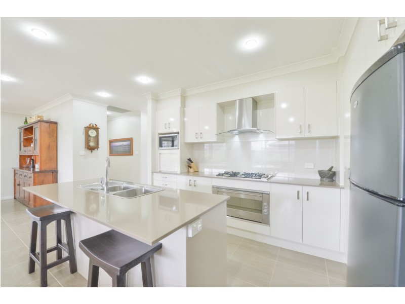 13 Wagtail Close, Tamworth NSW 2340