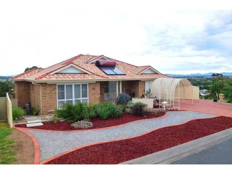 18 Ventnor Drive, Tamworth NSW 2340
