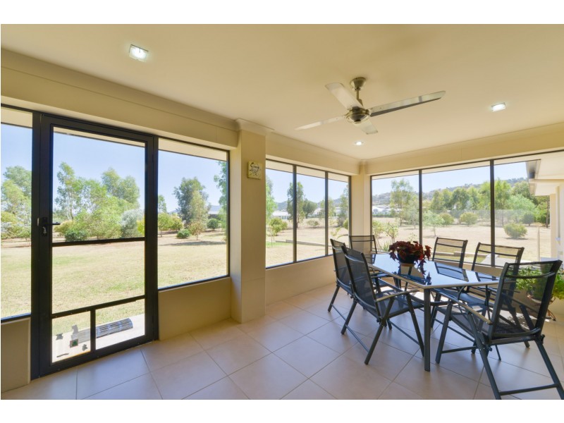 29 Sequoia Drive, Tamworth NSW 2340