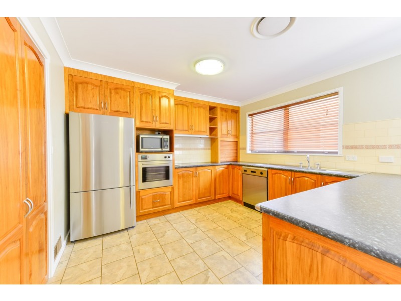 10 Burnside Avenue, Tamworth NSW 2340