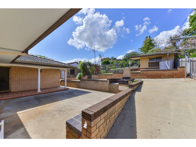 10 Burnside Avenue, Tamworth NSW 2340