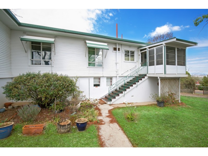 49 Chelmsford Street, Tamworth NSW 2340