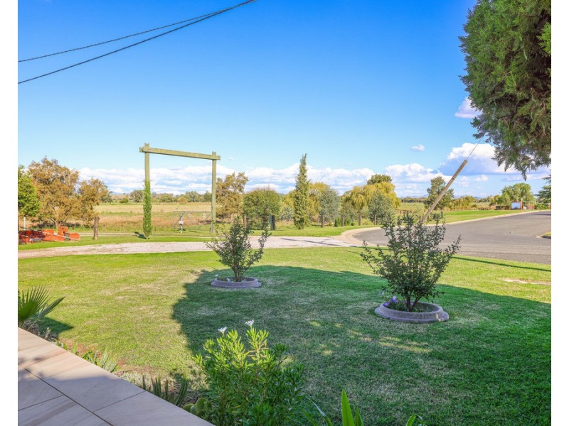 19 Terry Street, Tamworth NSW 2340