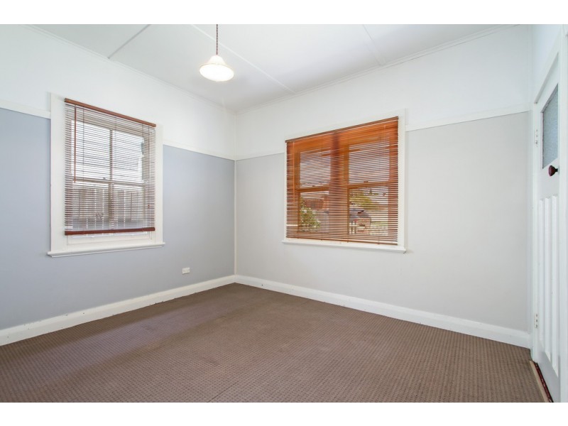 68 Church Street, Tamworth NSW 2340