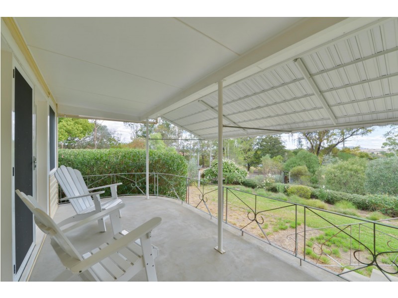 8 Panorama Road, Calala NSW 2340