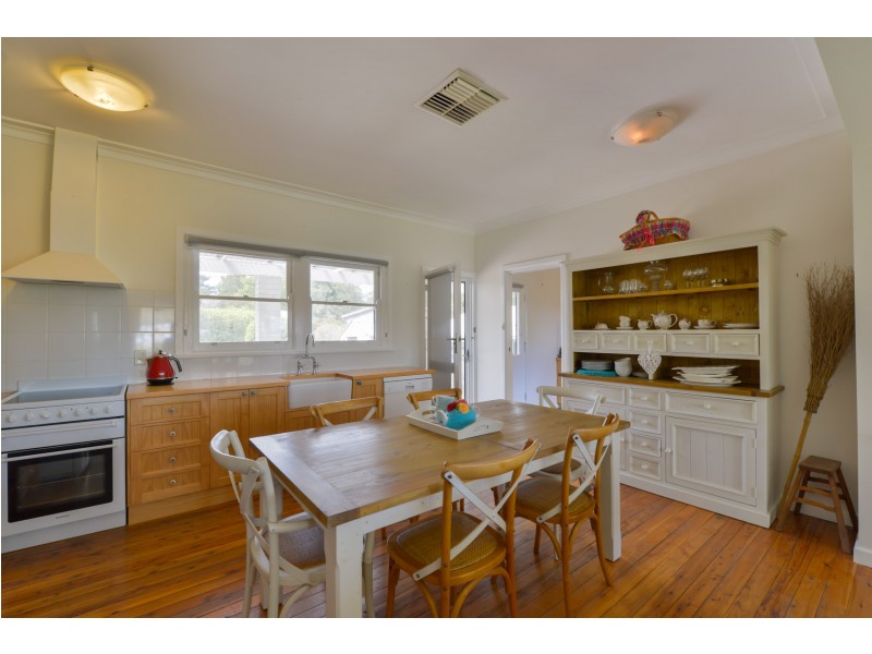 8 Panorama Road, Calala NSW 2340