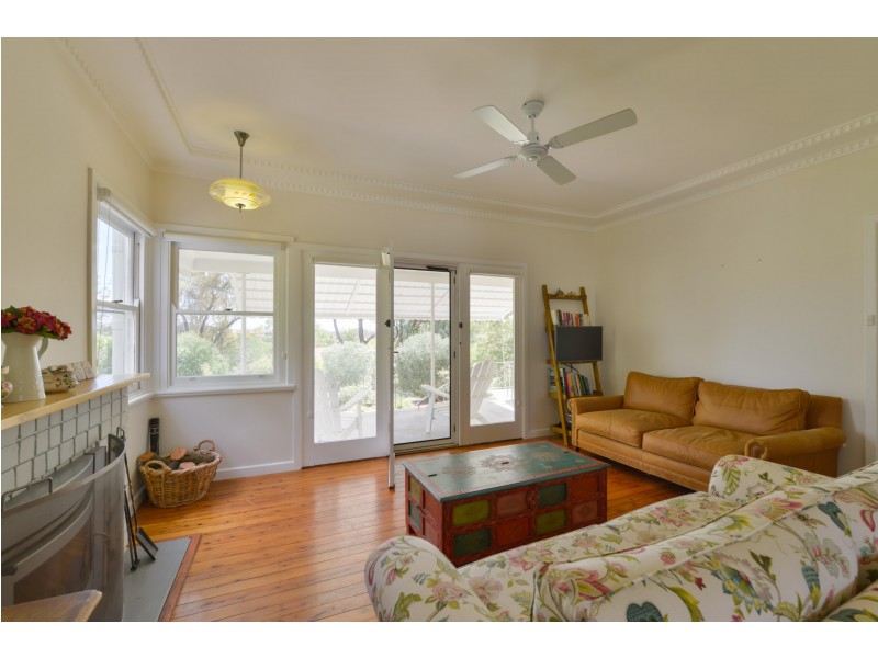 8 Panorama Road, Calala NSW 2340