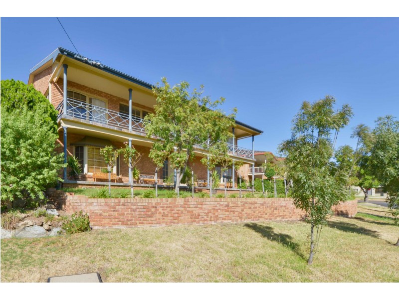 4 Amaroo Road, Tamworth NSW 2340