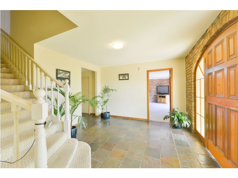 4 Amaroo Road, Tamworth NSW 2340