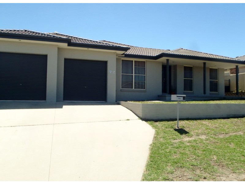 72 Grant Street, Tamworth NSW 2340