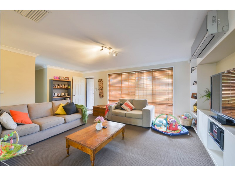 51 Glengarvin Drive, Tamworth NSW 2340