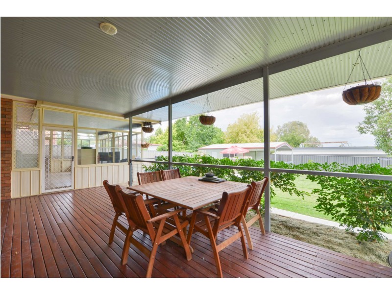 51 Glengarvin Drive, Tamworth NSW 2340