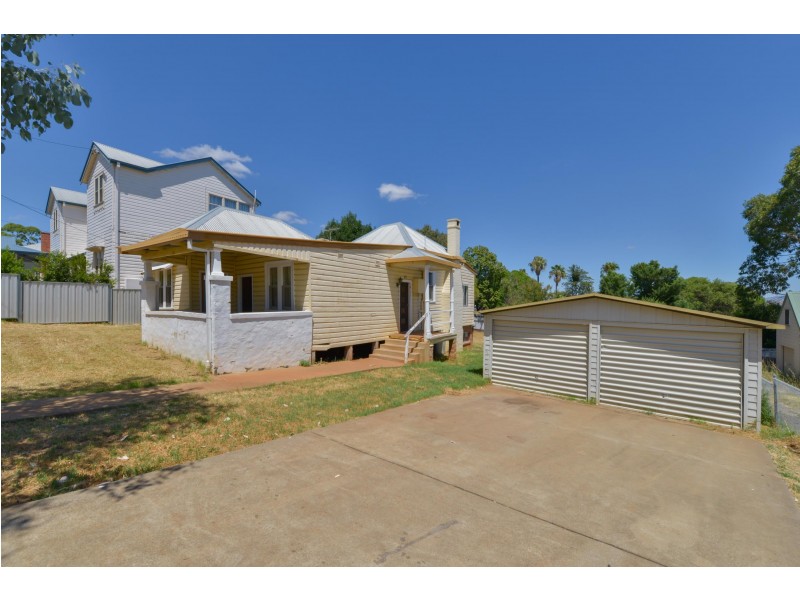 15 Dowell Avenue, Tamworth NSW 2340