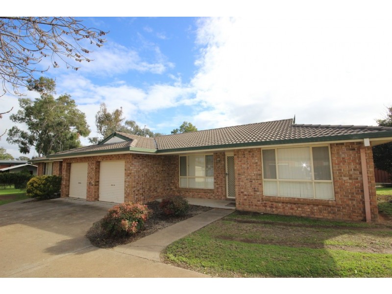 1 and 2/24 Nancy Street, Tamworth NSW 2340