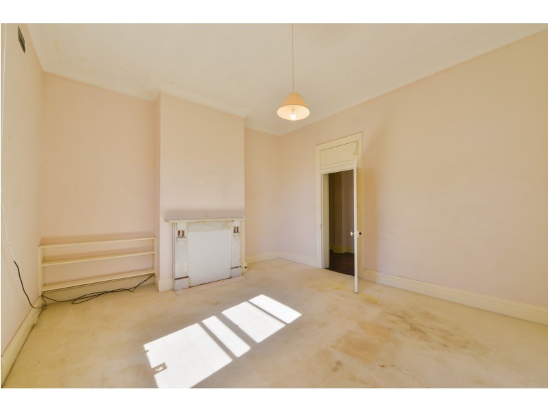 160 and 160A North Street, Tamworth NSW 2340