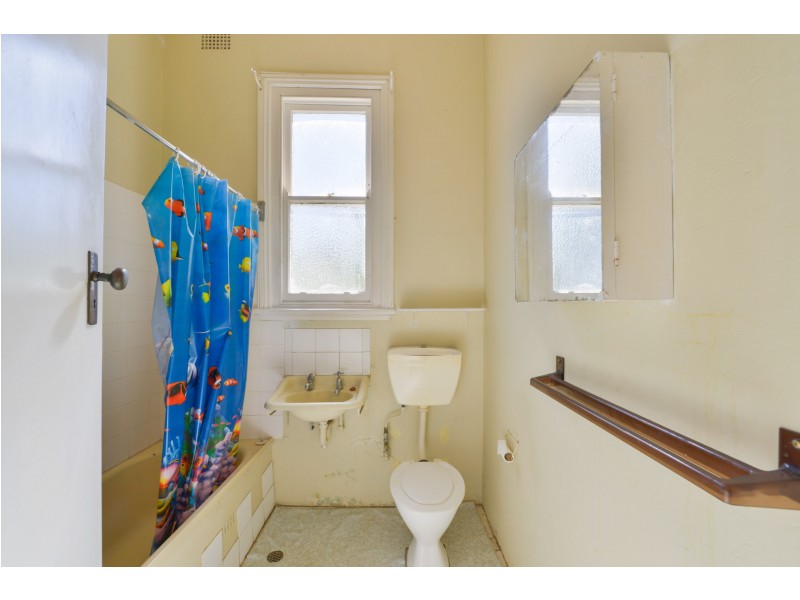 160 and 160A North Street, Tamworth NSW 2340