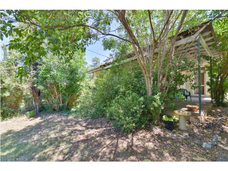 160 and 160A North Street, Tamworth NSW 2340