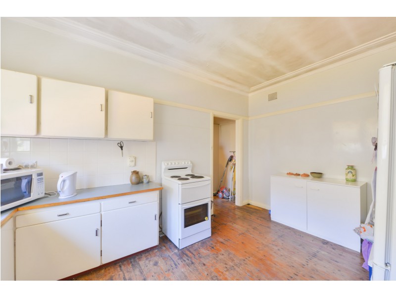 160 and 160A North Street, Tamworth NSW 2340